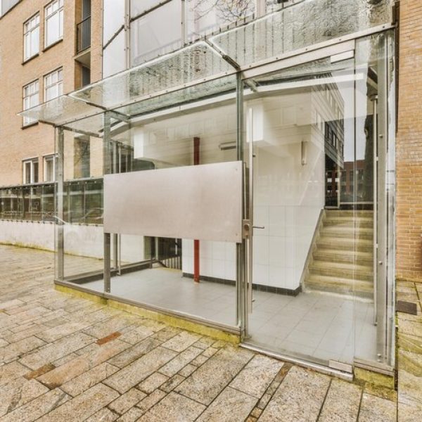 view-building_1048944-21435306